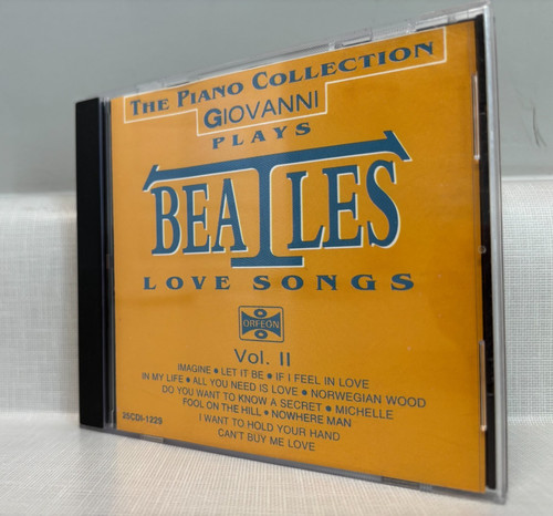 Giovanni plays beatles love - giovanni,
